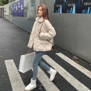 翻领菱格羽绒棉服2023年新款超洋气羊羔毛拼接小众小棉袄爆款棉衣