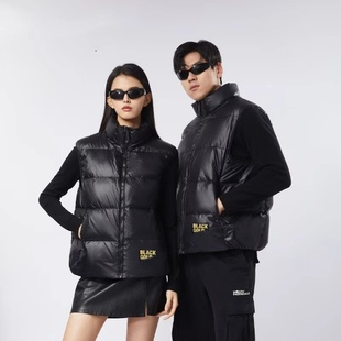 黑金男女同款时尚羽绒服-4