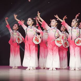 唯舞独尊月愿绣影叠香舞蹈服绣花手鼓道具水色音乐对花枪粤绣粤美