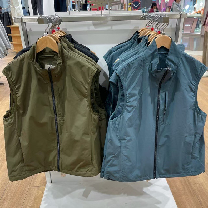 棵米ai蕉家男女情侣款户外防风背心休闲马甲机能外套马夹476521