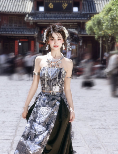 苗疆苗族少数民族少女演出贵州云南舞蹈舞台摄影服饰旅拍影楼旅拍
