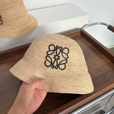 手工拉菲草，有毛刺，介意者慎拍