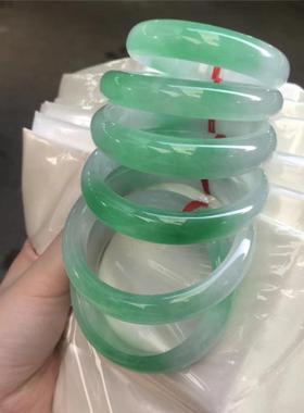 厂家缅甸翡翠手镯女士冰种阳绿飘花玉石镯子ab货带翠飘花翡翠玉镯