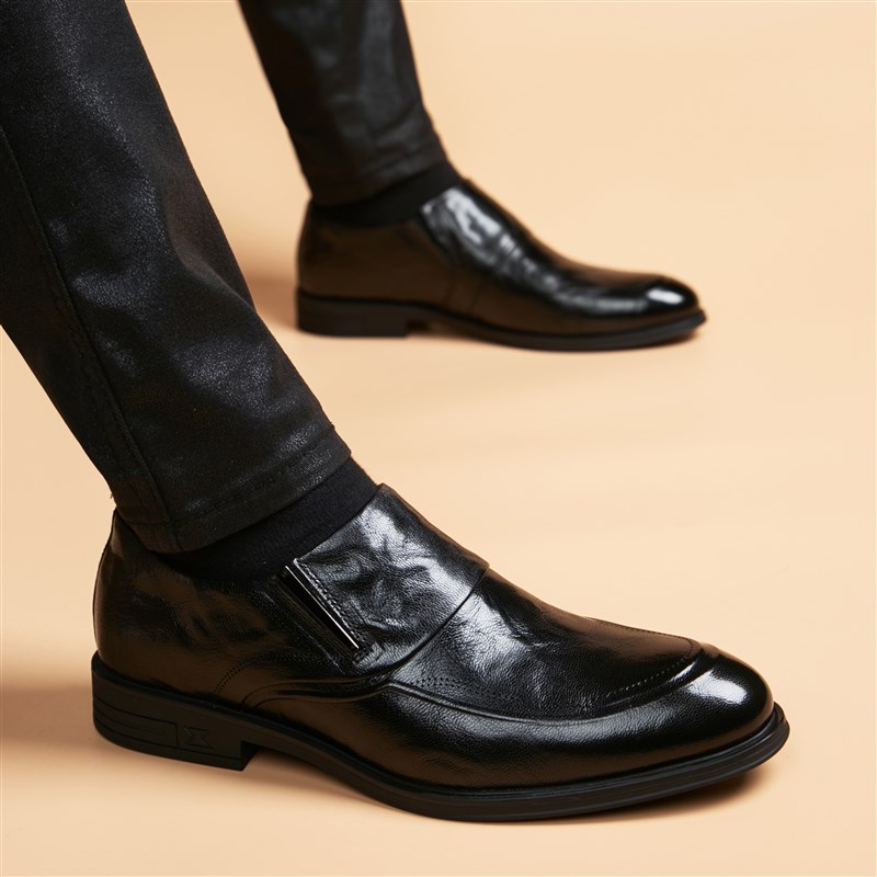 男士商务正装皮鞋男韩版潮流真皮英伦风一脚蹬夏季透气休闲男鞋子