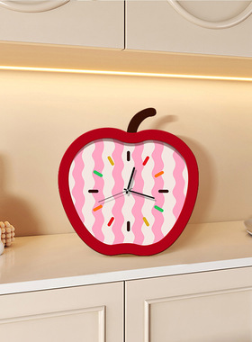 网红卡通创意桌面钟表摆件电视柜客厅艺术静音小时钟摆台式
