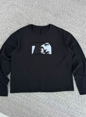 Erole “低俗小说” 肌理软糯坑条 贴布绣印花长袖