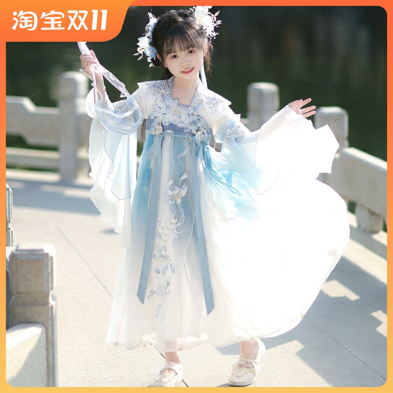 一袭汉服惊艳时光古韵自来