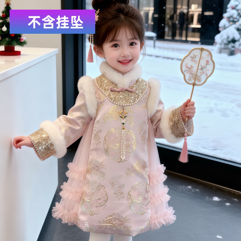 粉绒拜年连衣裙宝宝可爱出圈