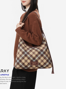 冬季新款单肩包复古菱形格纹英伦风斜挎包通勤百搭帆布包女Q331