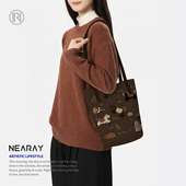 尼睿冬季 棕调暖色系可爱小马水桶包学生上班族通勤百搭单肩包Q352