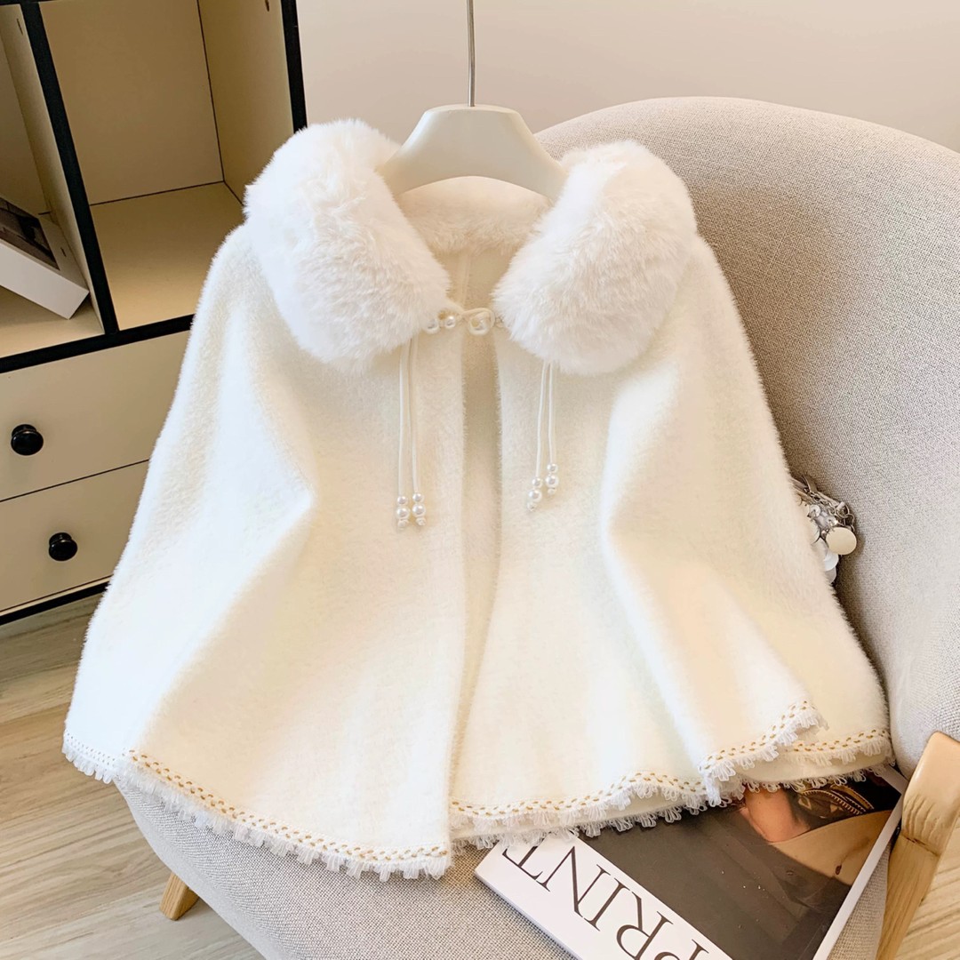 小香风温柔淑女珍珠扣开衫斗篷毛衣女秋冬披风外套毛毛领披肩上衣