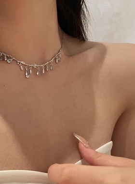 月光倾城系列项链女夏高级设计感轻奢小众锁骨链耳环流苏女