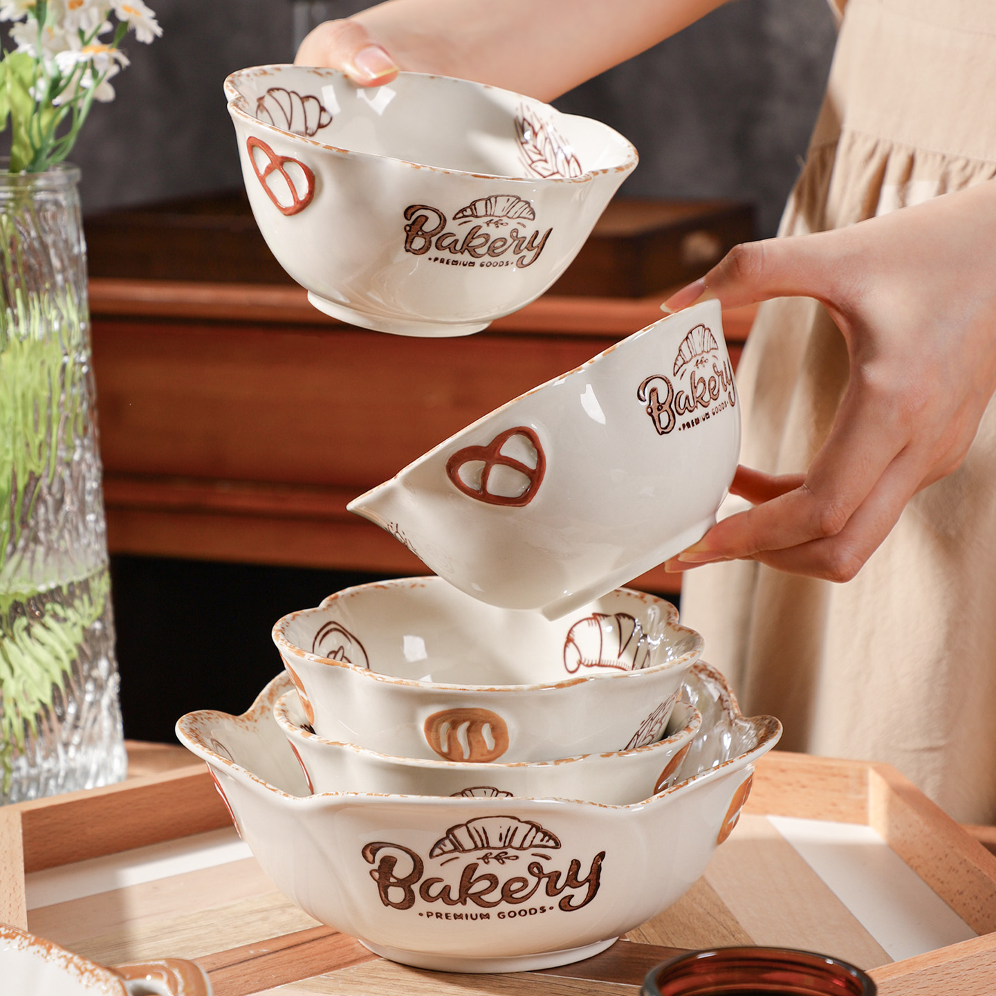 碗家用2025新款浮雕法式复古陶瓷5英寸大号釉下彩个人专用米饭碗