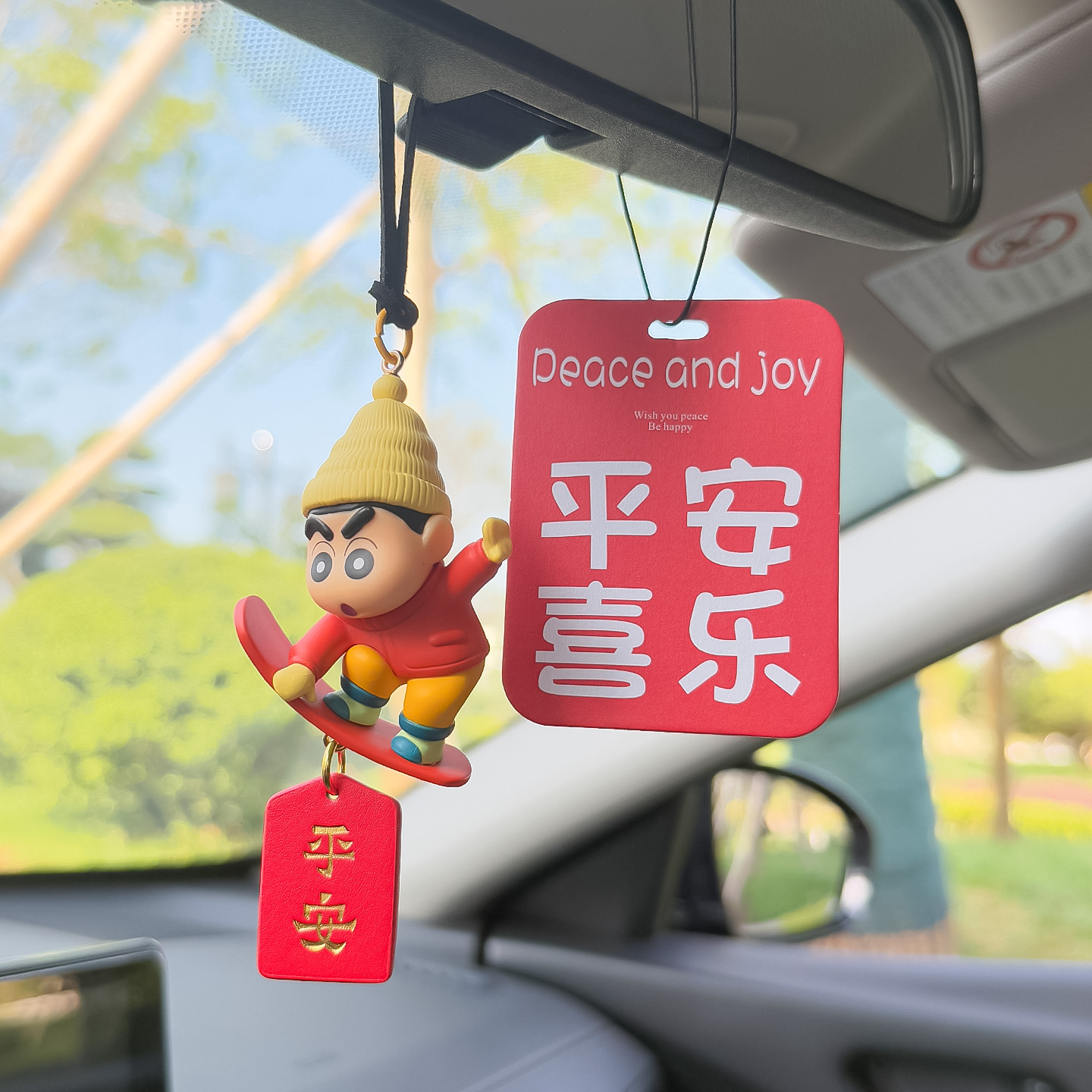 正版蜡笔小新汽车后视镜装饰挂件
