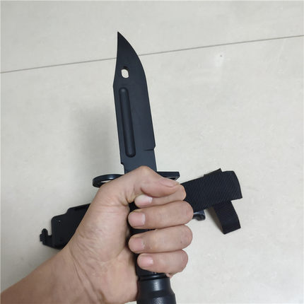 M9橡胶刀橡胶塑料刀模型训练格斗游戏军迷武器影视道具仿真软刀