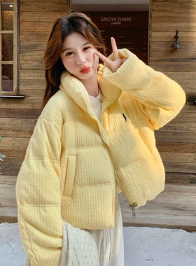 高品质RL拉夫立领绞花羽绒服经典小马刺绣休闲面包鸭绒服奶油黄