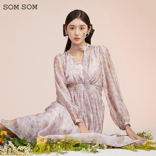 优雅气质碎花收腰V领连衣裙女士雪纺腰带高级感中长裙