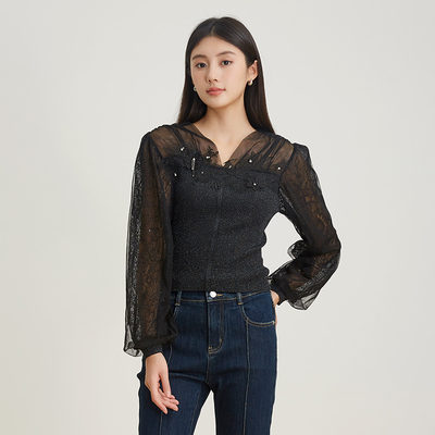 SOMSOM/索玛春季新品蕾丝拼接V领气质女人味长袖针织衫