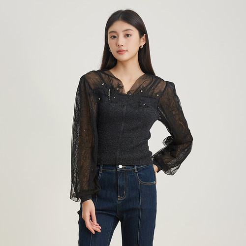 SOMSOM/索玛春季新品蕾丝拼接V领气质女人味长袖针织衫