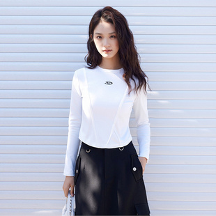 SOMSOM/索玛春季新款纯色圆领正肩修身短款长袖T恤百搭打底衫