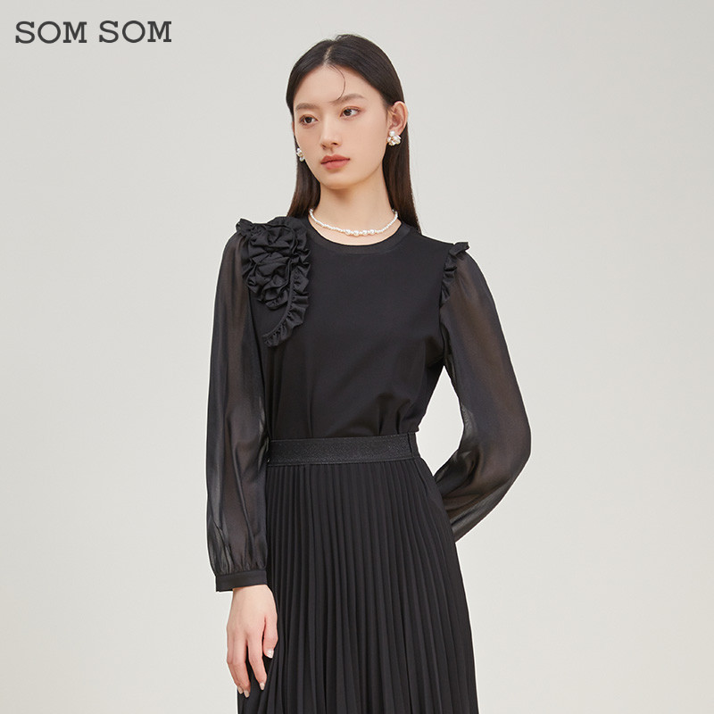 SOMSOM/索玛春季高级感木耳花朵拼接长袖T恤女打底衫时尚百搭上衣