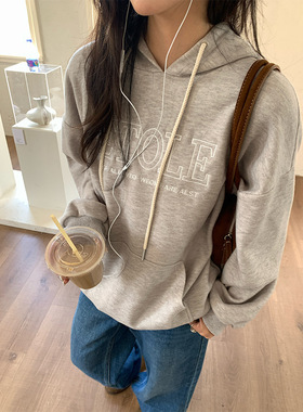 黄峥新款复古字母刺绣灰色宽松外套秋冬套头连帽卫衣女530878