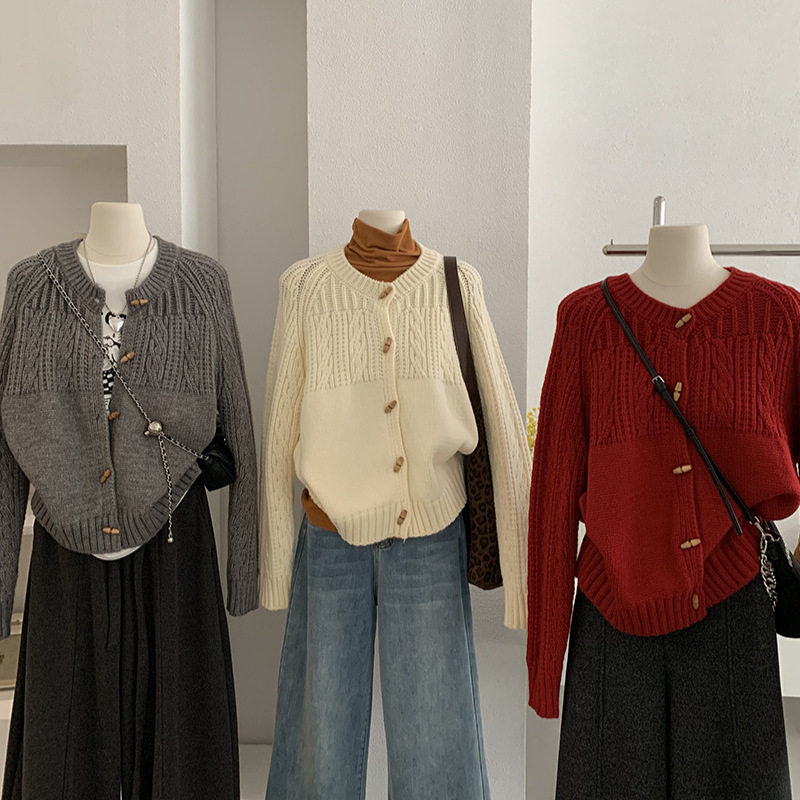 欧玛莱 牛角扣小麻花加厚开衫秋冬季新款韩版休闲针织上衣女 5876