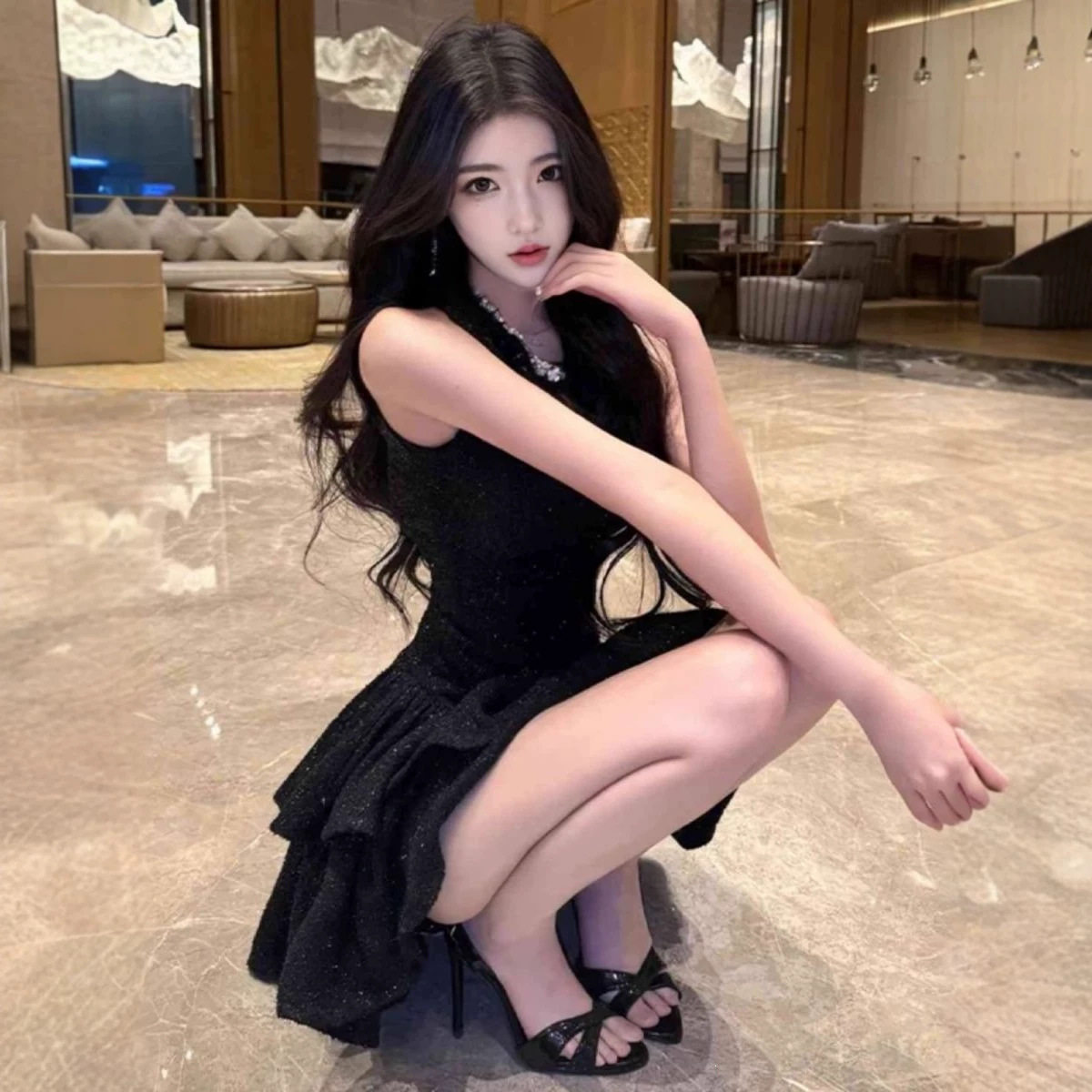 法式小香风黑色背心挂脖连衣裙女连衣裙