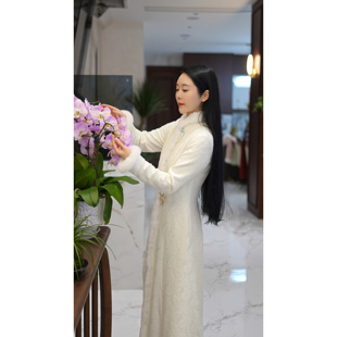 【宫墙雪】秋冬新中式国风纯色直襟复古百搭精致绣花保暖长款外套