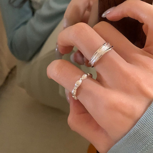 小众设计肌理感戒指女叠戴两件套优雅高级气质百搭指环巨好看新款
