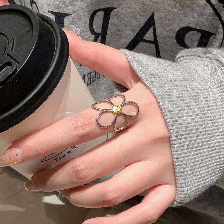 srrmhyn小众设计雏菊花朵戒指