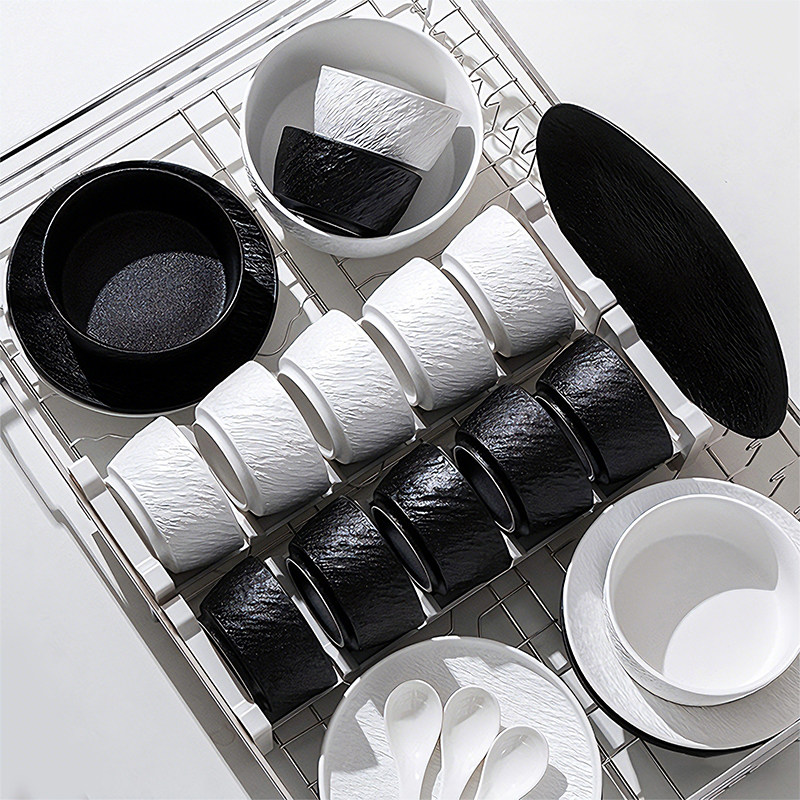 釉下彩碗碟家用2026新款高颜值景德镇陶瓷餐具套装轻奢饭碗盘乔迁