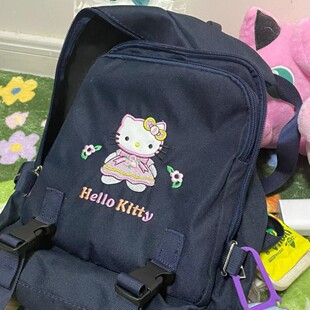 书包凯蒂猫卡通百搭可爱日系初中高中学生旅行双肩背包大容量