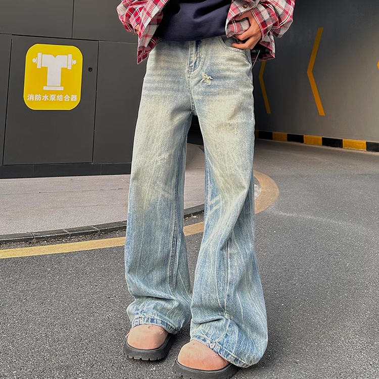 美式复古浅蓝色磨痕破洞牛仔裤