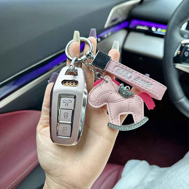 适用26款奥迪C9A6L/A5L/Q5L钥匙套新a6l尊享型2.0T甜酷流沙粉女款