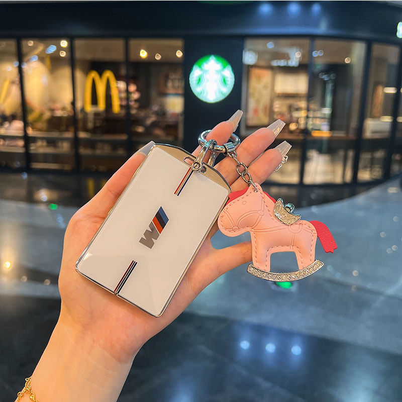 适用宝马卡片钥匙套24款X5L新5系535le新7系卡套X5X6X7金属壳扣包