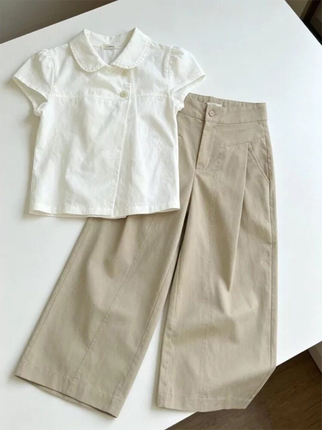 Petite Summer Casual Sweet Outfit for Women, Featuring a Peter Pan Collar, Loose Short-Sleeved Top Paired with a Relaxed Wide-Leg Pants Two-Piece Set