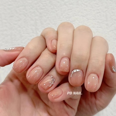 纯手工穿戴甲温柔至极小碎钻裸色渐变显白贴片小红书同款可拆卸