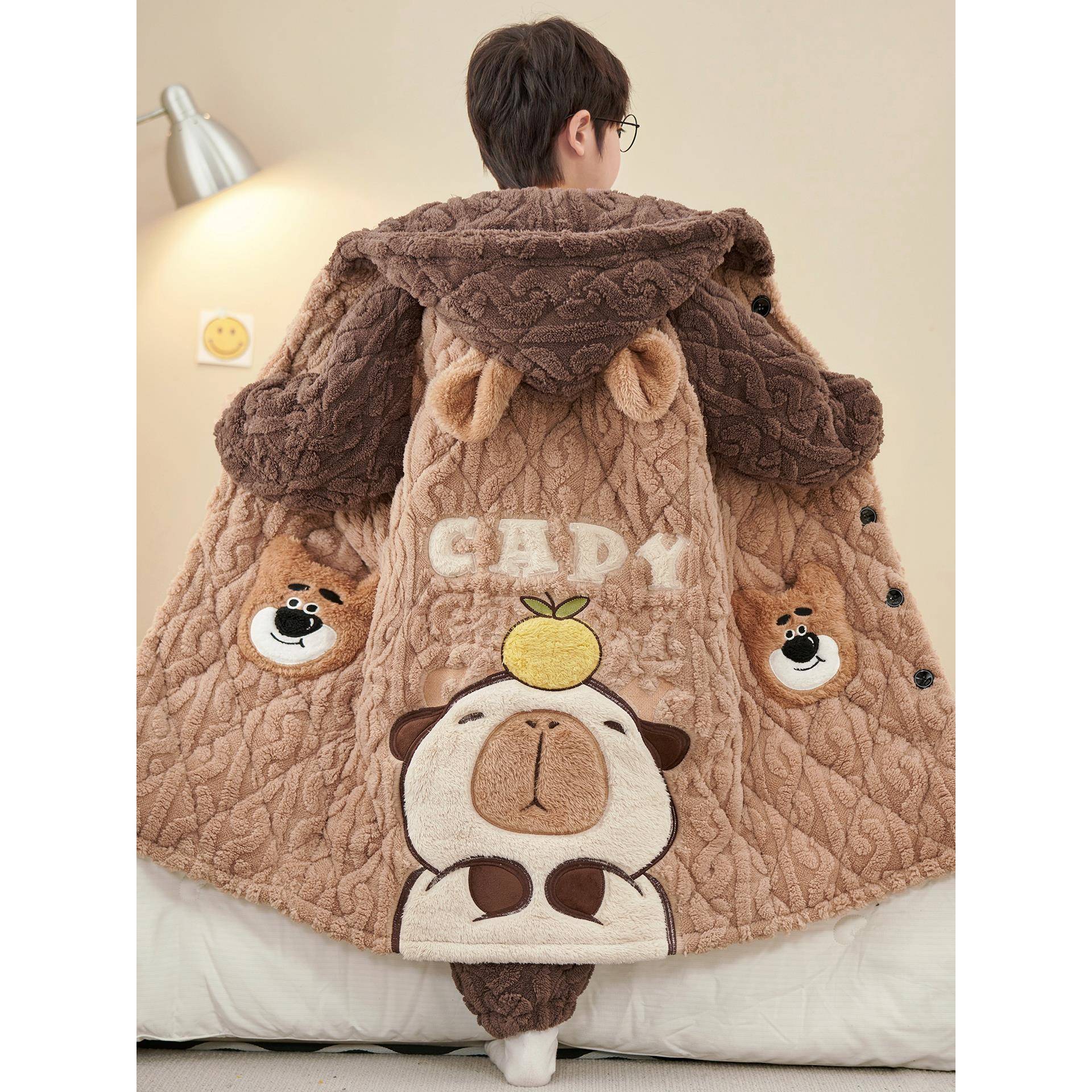 卡皮巴拉儿童睡衣男童冬季三层夹棉加绒加厚珊瑚绒男孩睡袍家居服