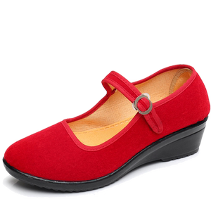 老北京布鞋女坡跟红色广场舞鞋拉带礼仪民族风大红布跳舞鞋
