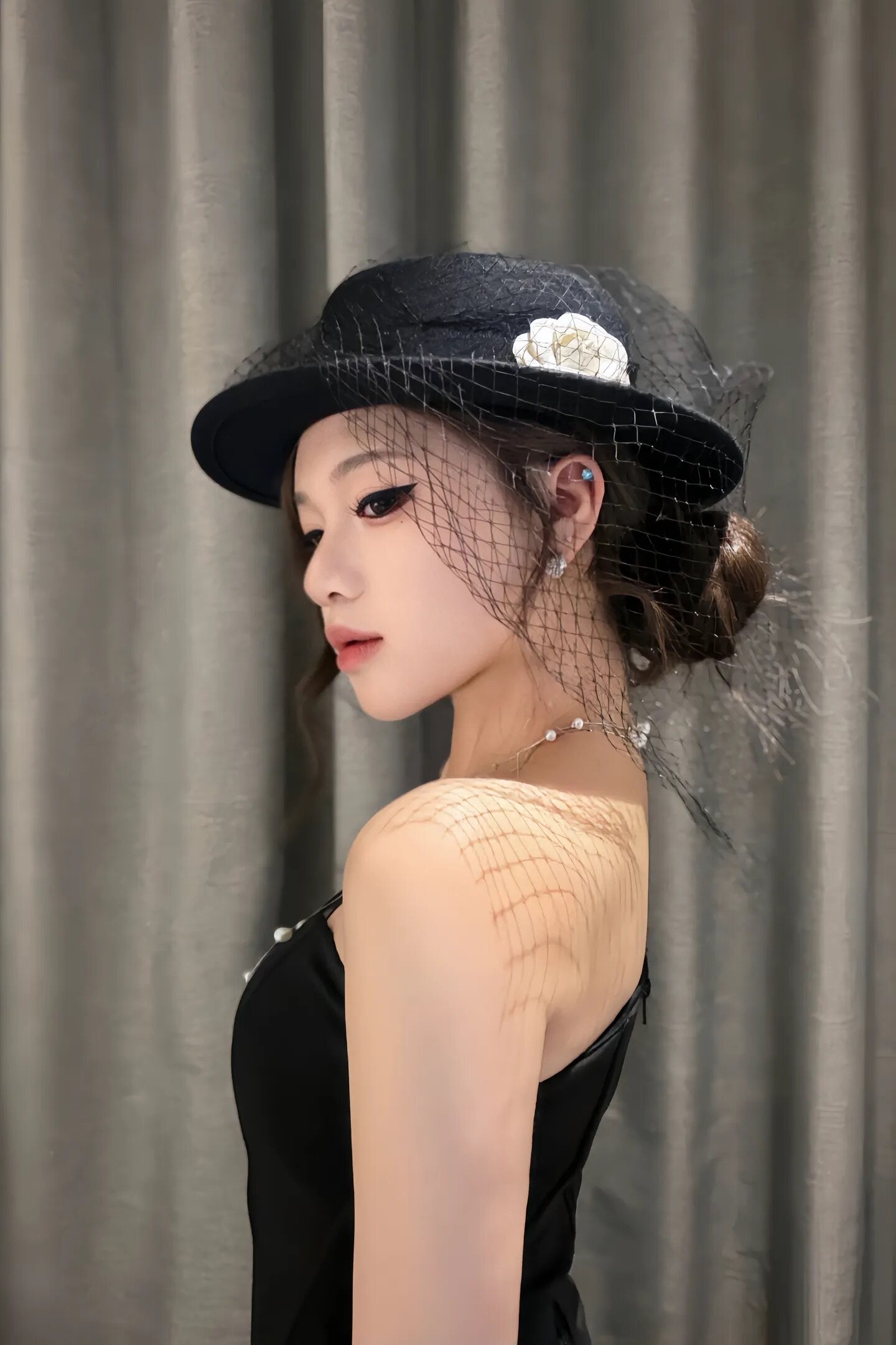 法式复古赫本风山茶花黑色礼帽女秋冬高级感气质名媛帽子礼服百搭