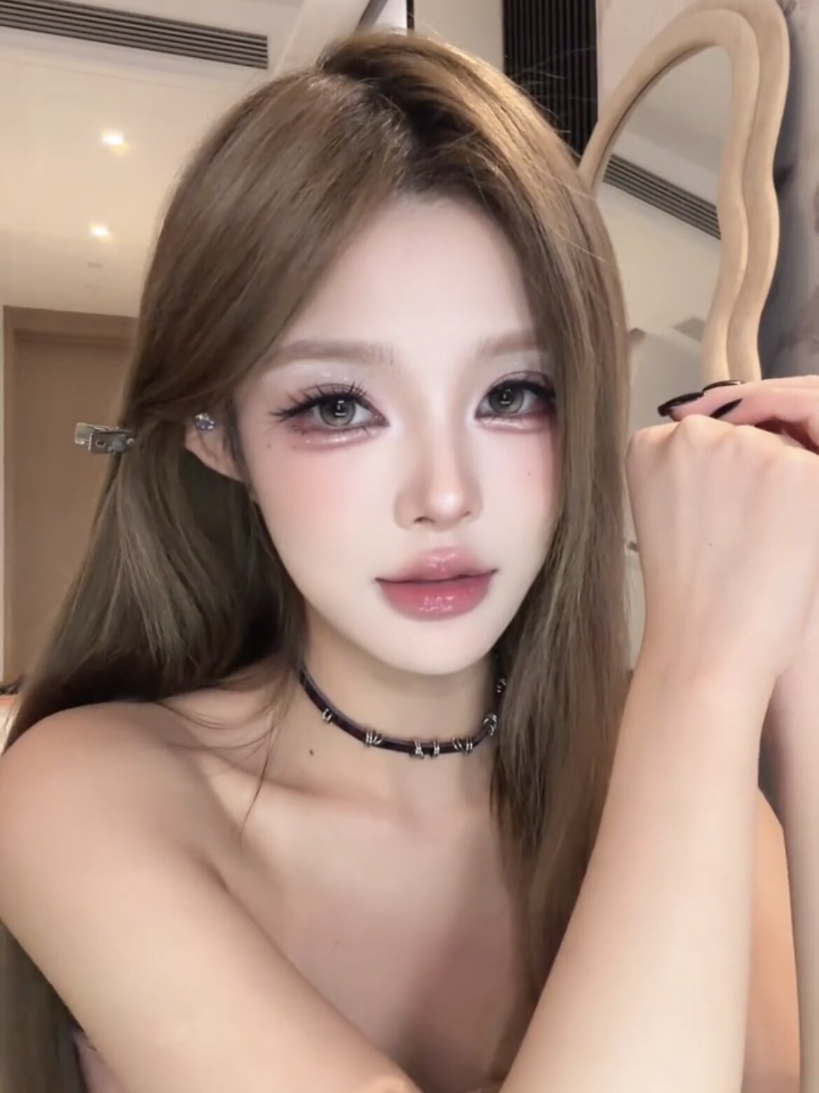 千禧辣妹裂纹皮质choker项链女复古亚文化棕色锁骨链颈链Y2K