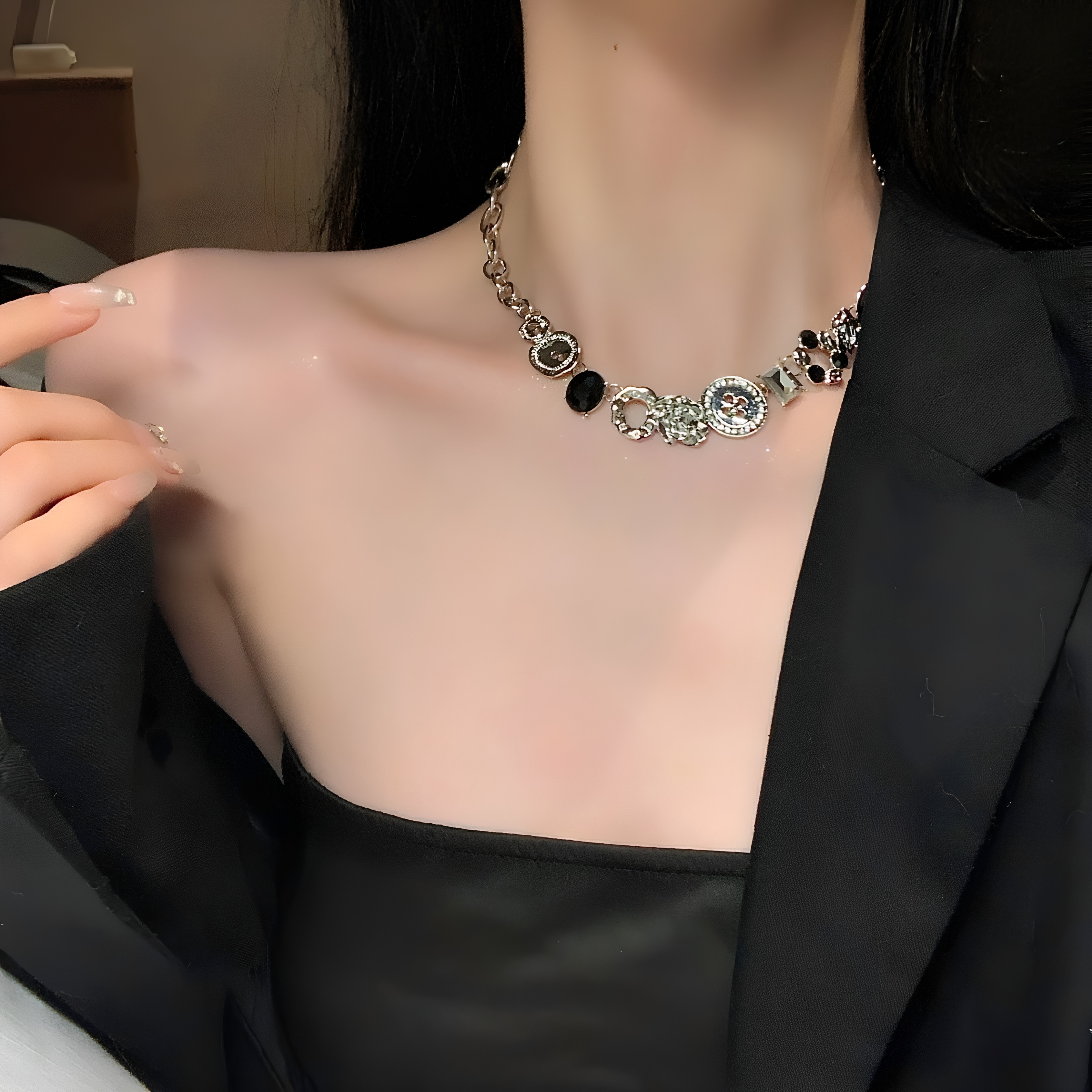金属重工y2k甜酷风钮扣项链女锁骨链项圈choker颈环高级感颈炼酷