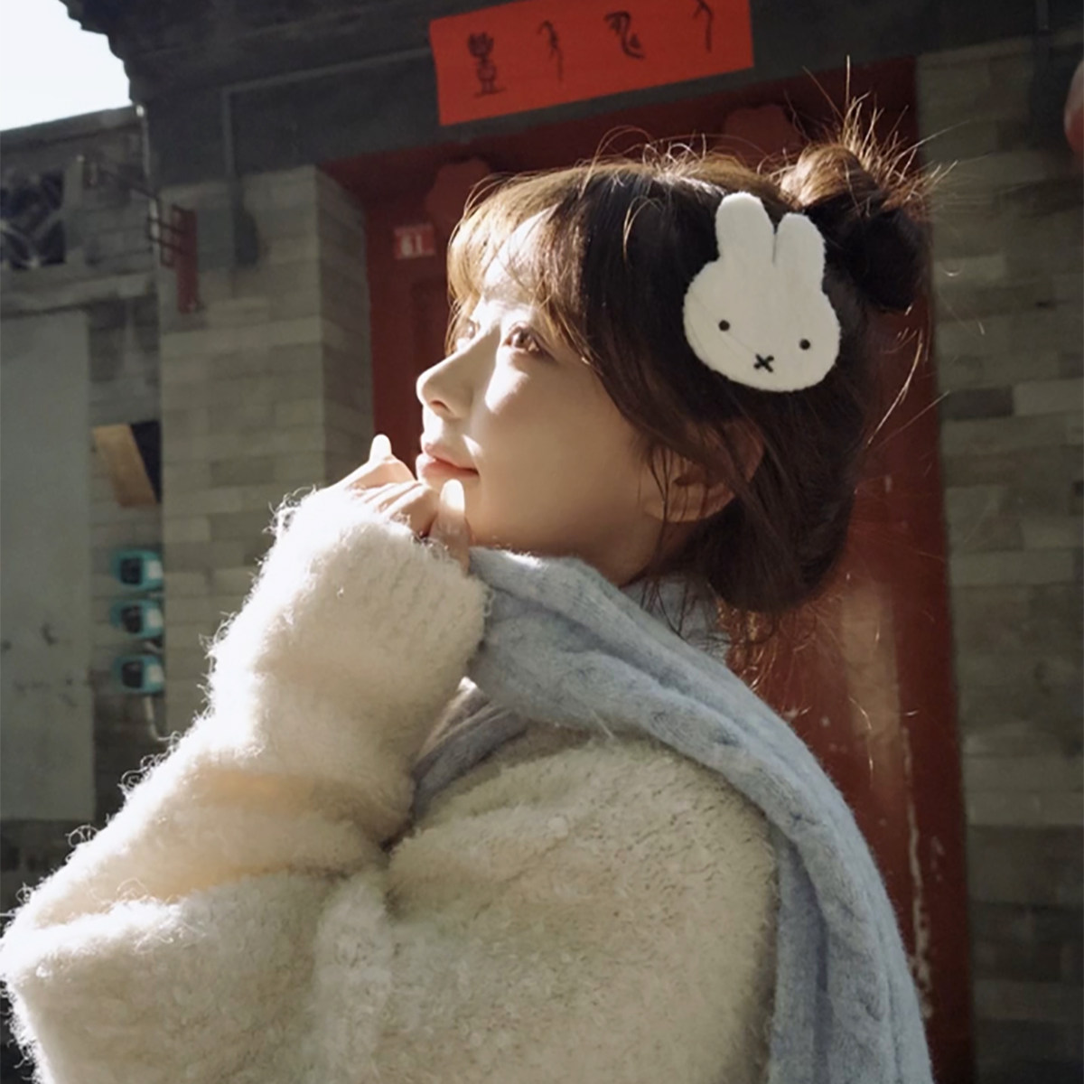 可爱小兔子毛绒甜妹魔术贴发夹女碎发浏海贴侧边头发贴发夹发饰