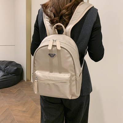 轻奢小众旅行双肩背包女森系高级感大容量通勤背包牛津布百搭轻便