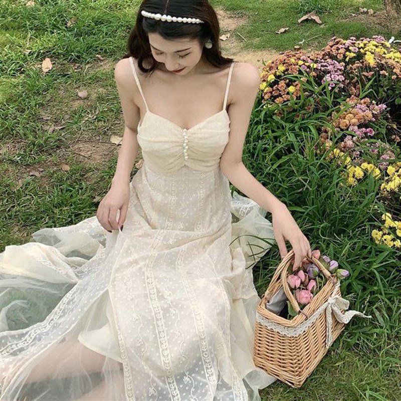 大码夏季茶歇法式温柔连衣裙女胖mm遮肉显瘦复古超仙气质吊带长裙