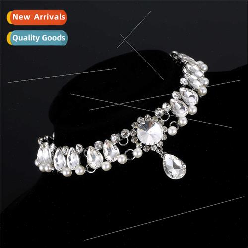 Fashion set photography pearl droplets wh diamonds boutique