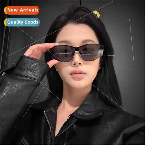 new large frame one-piece sunglasses men women retro nd fash