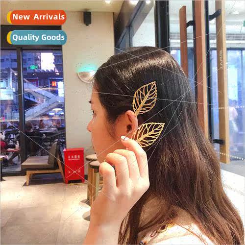 Europe retro hollow leaves a word clip side clip Korean duck