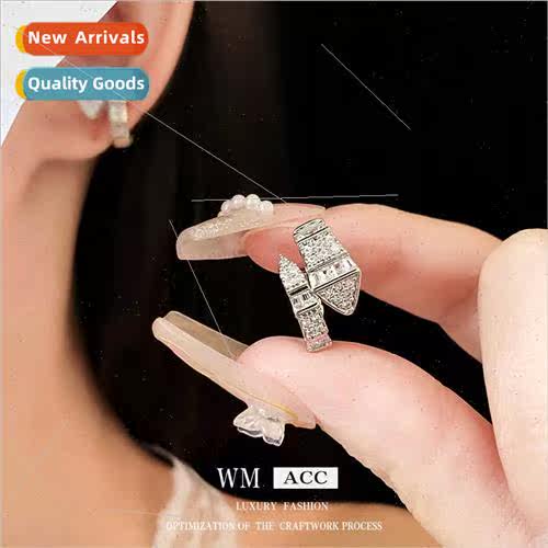 Europe niche zirconia snake splicing ear clips metal ear bon